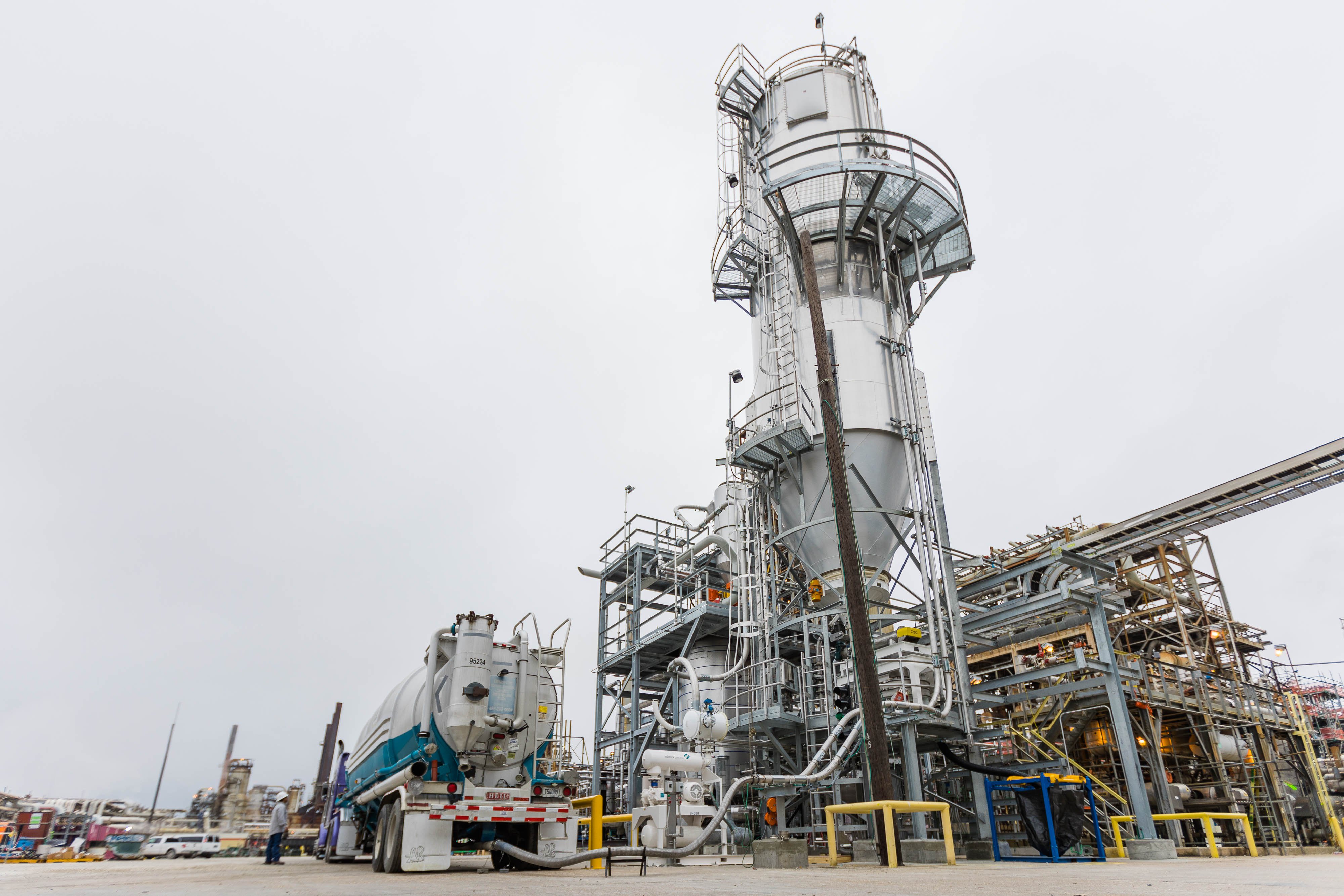 Exxonmobil & Plastic Energy Advanced Recycling Plant