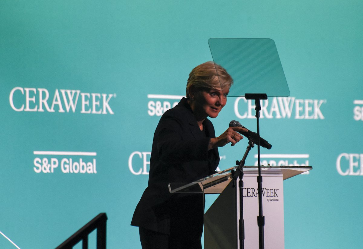 CERAWeek-U.S. clear power ‘carrots’ may put Europe behind in decarbonization race, execs say